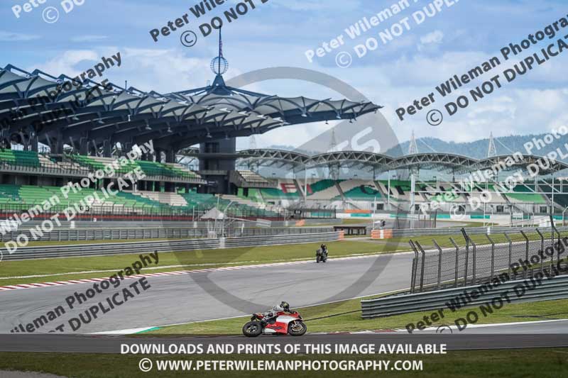 Sepang;event digital images;motorbikes;no limits;peter wileman photography;trackday;trackday digital images